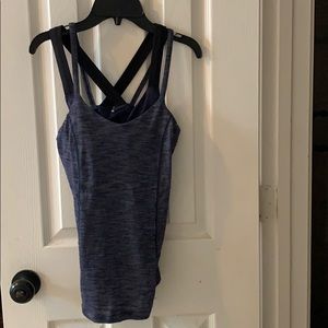 lululemon tank top with built in bra